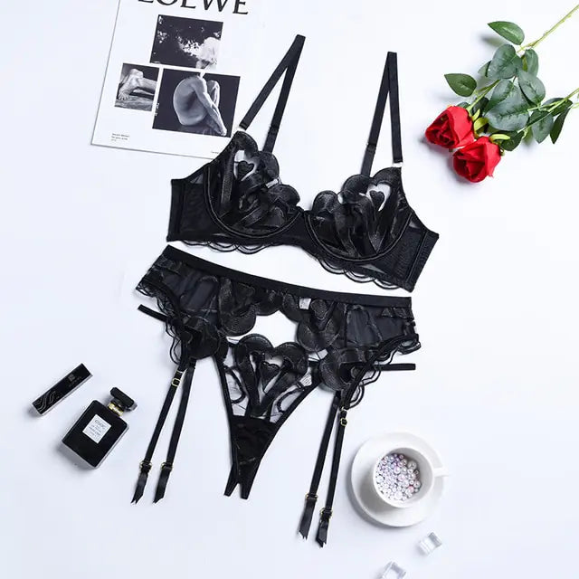 Heart Embroidered Underwear Set